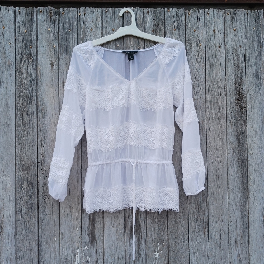 WHBM White House Black‎ Market Womens XS White Sheer Eyelash Lace Peasant Blouse